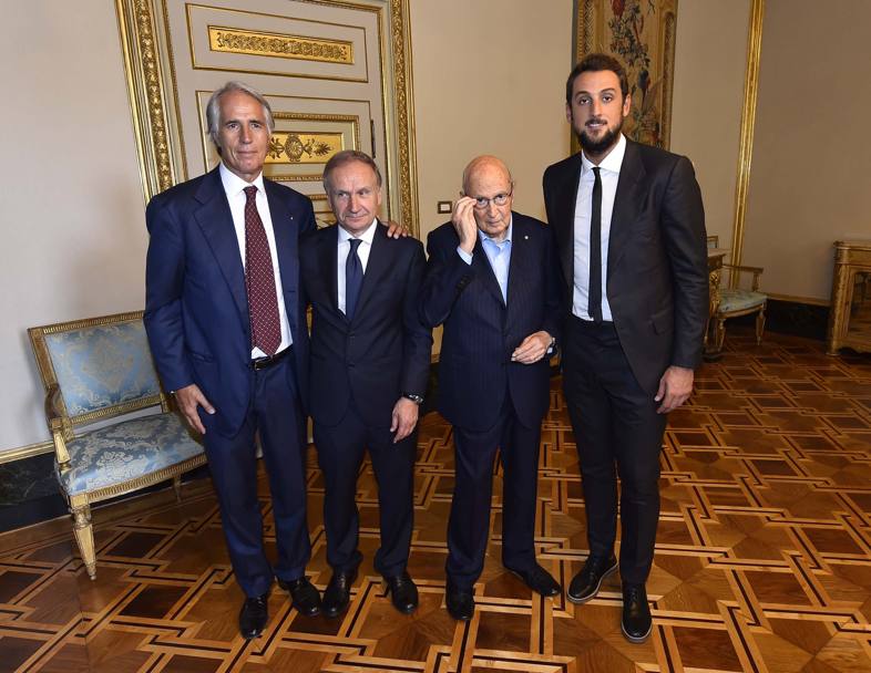 Belinelli e il presidente Petrucci hanno portato anche il grande basket al Quirinale. Mezzelani GMT